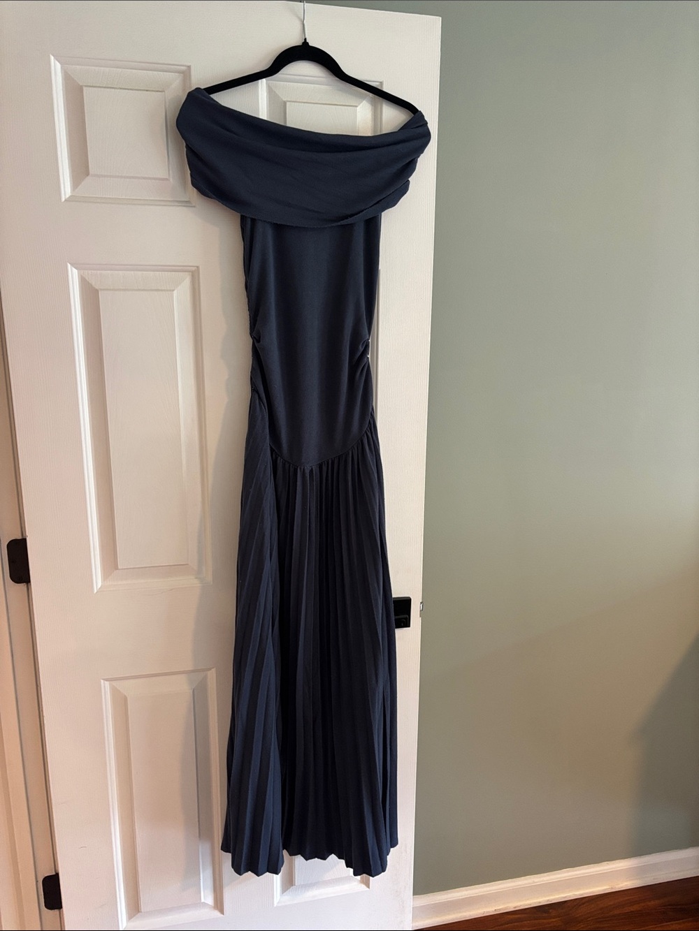REVOLVE Off-Shoulder Pleated Maxi Dress in Charcoal - Picture 4 of 5